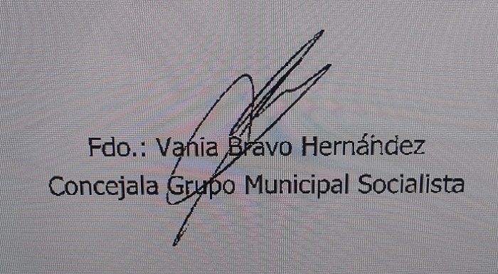 Firma Vania Bravo
